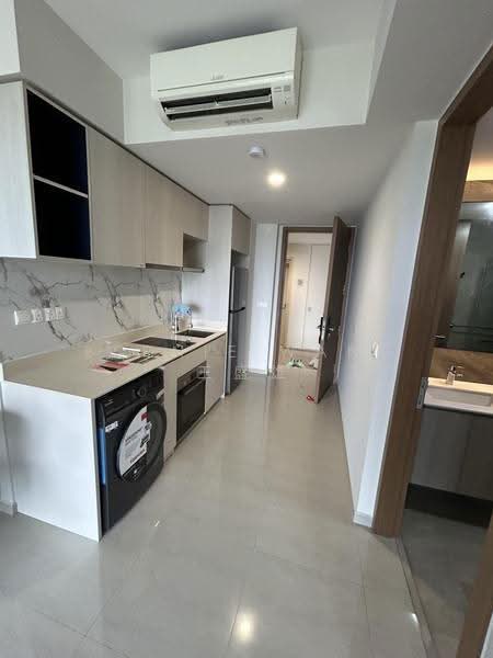 Whistler Grand, 107 West Coast Vale, Buona Vista / West Coast / Clementi New Town, 1 Bedroom, 441 sqft, Condominium For Rent, by Bernie Wang 王盛雄, 500267356 - Kitchen - PropertyGuru.com.sg