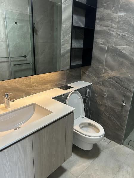 Whistler Grand, 107 West Coast Vale, Buona Vista / West Coast / Clementi New Town, 1 Bedroom, 441 sqft, Condominium For Rent, by Bernie Wang 王盛雄, 500267356 - Bathroom - PropertyGuru.com.sg