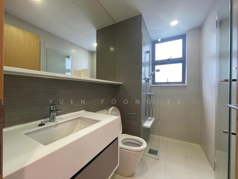 H2O Residences, 30 Fernvale Link, Seletar / Yio Chu Kang, 2 Bedrooms, 743 sqft, Condominium For Sale, by Yuen Foong Ee, 500267358 - Bathroom - PropertyGuru.com.sg