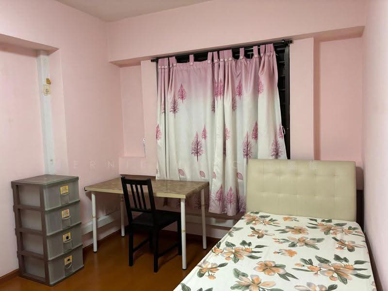 275C Jurong West Street 25, 275C Jurong West Street 25, Boon Lay / Jurong / Tuas, Room Rental, 120 sqft, HDB Flat For Rent, by Bernie Wang 王盛雄, 500267361 - Bedroom - PropertyGuru.com.sg