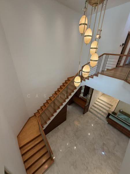 Bishopgate, Chatsworth Road, Jervois Road, Jervois Hill, Mount Echo Park,Ridley Park, Rochalie Drive, Bishopgate, Chatsworth Road, Jervois Road, Jervois Hill, Mount Echo Park,Ridley Park, Rochalie Drive, Tanglin / Holland / Bukit Timah, 6 Bedrooms, 7,500 sqft, Good Class Bungalow For Sale, by Cassie Ang, 500267363 - Statement Staircase - PropertyGuru.com.sg