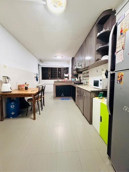 704 Yishun Avenue 5, 704 704, Sembawang / Yishun, 2 Bedrooms, 731 sqft, HDB Flat For Sale, by Jiada Tan, 500267366 - PropertyGuru.com.sg
