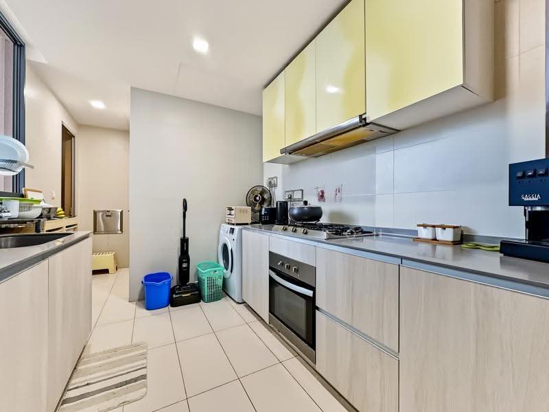 The Luxurie, 19 Compassvale Road, Hougang / Punggol / Sengkang, 3 Bedrooms, 1,001 sqft, Condominium For Sale, by Joshua Soh, 500267368 - Kitchen - PropertyGuru.com.sg