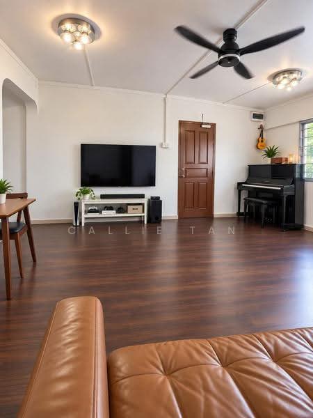 113 Bukit Batok West Avenue 6, 113 Bukit Batok West Avenue 6, Dairy Farm / Bukit Panjang / Choa Chu Kang, 3 Bedrooms, 1,119 sqft, HDB Flat For Sale, by Callie Tan, 500267370 - Living Room - PropertyGuru.com.sg