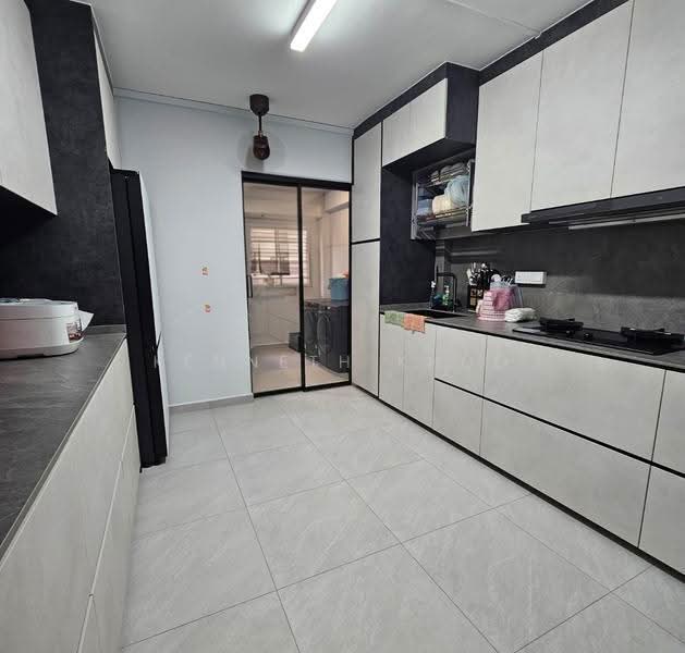 316 Tampines Street 33, 316 Tampines Street 33, Pasir Ris / Tampines, Room Rental, 150 sqft, HDB Flat For Rent, by Kenneth Khoo, 500267382 - Kitchen - PropertyGuru.com.sg