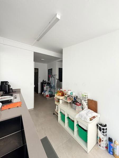 South Buona Vista Road Semi Detached, South Buona Vista Road, Buona Vista / West Coast / Clementi New Town, 4 Bedrooms, 2,300 sqft, Semi-Detached House For Sale, by Ryan Ong 王伟信, 500267384 - Kitchen - PropertyGuru.com.sg