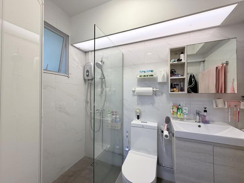 171A Edgedale Plains, 171A Edgedale Plains, Hougang / Punggol / Sengkang, 3 Bedrooms, 1,184 sqft, HDB Flat For Sale, by Sofian Roslan, 500267385 - Bathroom - PropertyGuru.com.sg