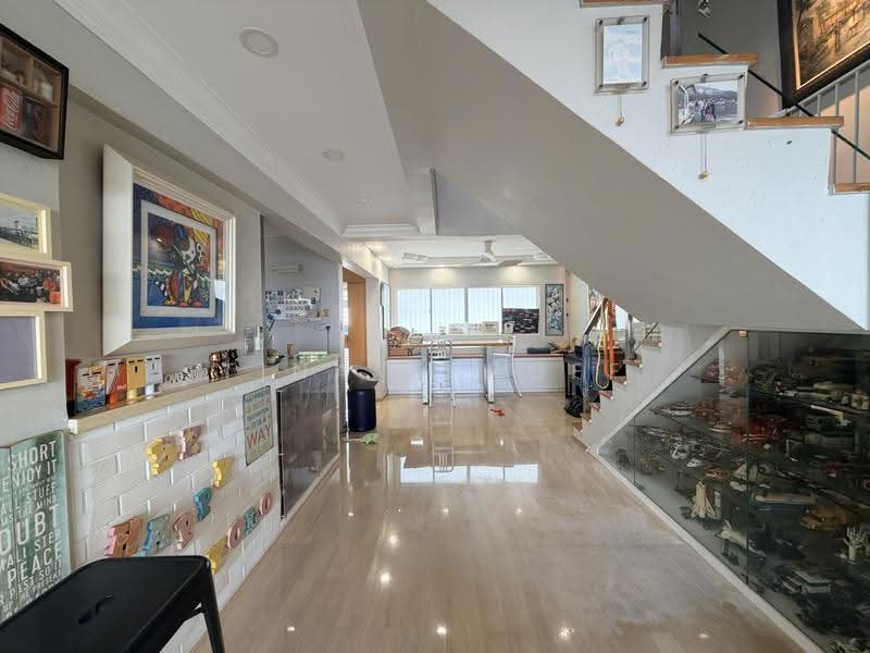 115 Bedok Reservoir Road, 115 Bedok Reservoir Road, Bedok / Upper East Coast, 3 Bedrooms, 1,614 sqft, HDB Flat For Sale, by Tina Shroff, 500267392 - Interior - PropertyGuru.com.sg