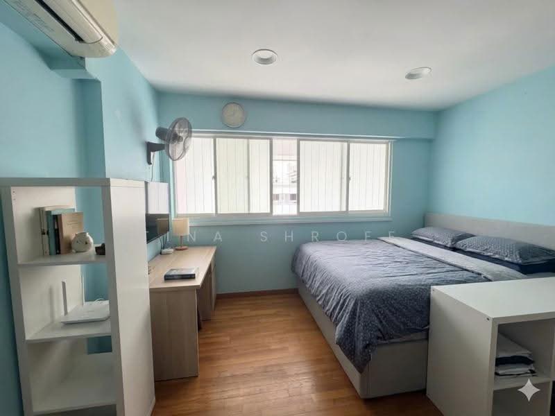 115 Bedok Reservoir Road, 115 Bedok Reservoir Road, Bedok / Upper East Coast, 3 Bedrooms, 1,614 sqft, HDB Flat For Sale, by Tina Shroff, 500267392 - Bedroom - PropertyGuru.com.sg