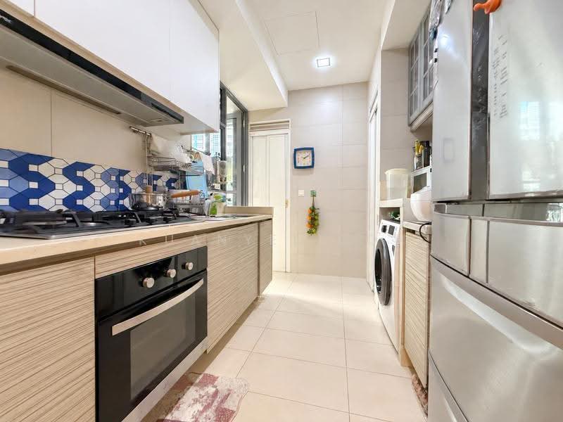 Arc at Tampines, 19 Tampines Avenue 8, Pasir Ris / Tampines, 3 Bedrooms, 1,130 sqft, Condominium For Sale, by Kuanyee Goh, 500267394 - Kitchen - PropertyGuru.com.sg