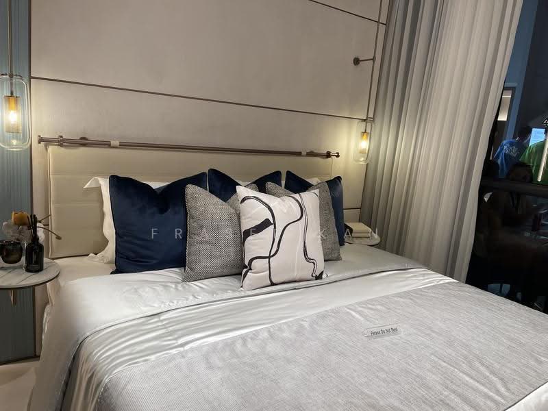 Lucerne Grand, Lakeside Drive, Boon Lay / Jurong / Tuas, 3 Bedrooms, 883 sqft, Condominium For Sale, by Fraser Kan, 500267397 - Bedroom - PropertyGuru.com.sg
