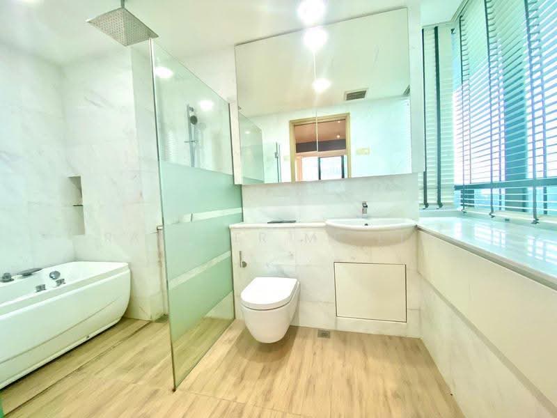 Skyline Residences, 608 Telok Blangah Road, Harbourfront / Telok Blangah, 3 Bedrooms, 1,475 sqft, Condominium For Rent, by Raycher MF Lim, 500267405 - Bathroom - PropertyGuru.com.sg