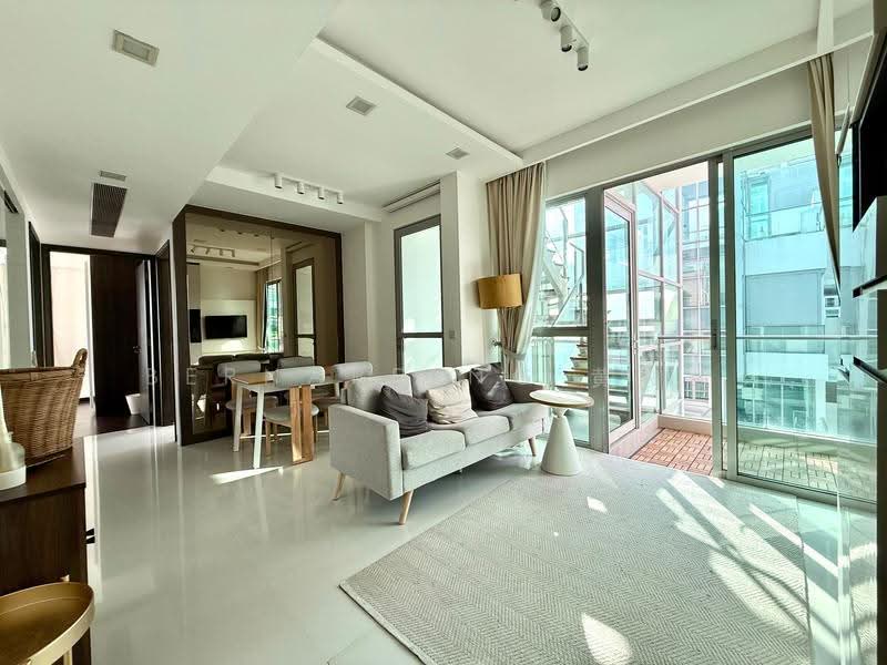 Nathan Residences, 25 Nathan Road, Tanglin / Holland / Bukit Timah, 2 Bedrooms, 1,238 sqft, Condominium For Sale, by Bernard Ng 黄俊凯, 500267412 - Living Room - PropertyGuru.com.sg