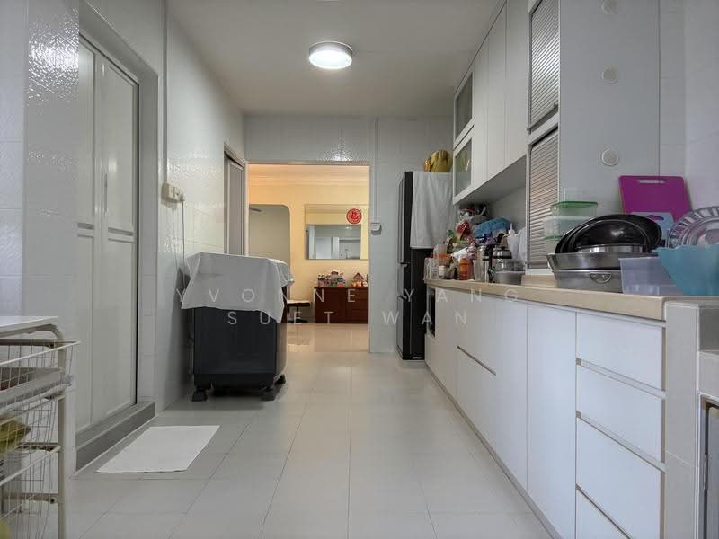 405 Pasir Ris Drive 6, 405 Pasir Ris Drive 6, Pasir Ris / Tampines, 3 Bedrooms, 1,367 sqft, HDB Flat For Sale, by Yvonne Yang Suet Wan, 500267423 - Kitchen - PropertyGuru.com.sg