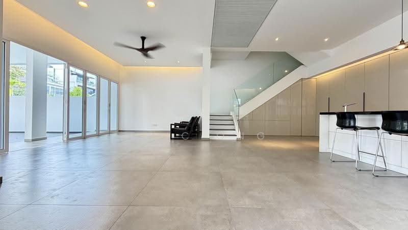 Seletar Hills Estate, Seletar Hills Drive, Seletar / Yio Chu Kang, 6 Bedrooms, 5,500 sqft, Semi-Detached House For Rent, by Eric Ong, 500267425 - Living Room - PropertyGuru.com.sg