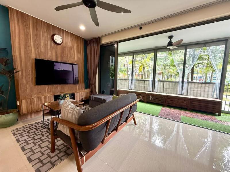 Parc Life, 21 Sembawang Crescent, Sembawang / Yishun, 4 Bedrooms, 1,270 sqft, Condominium For Sale, by Chris Tan, 500267450 - Living Room - PropertyGuru.com.sg