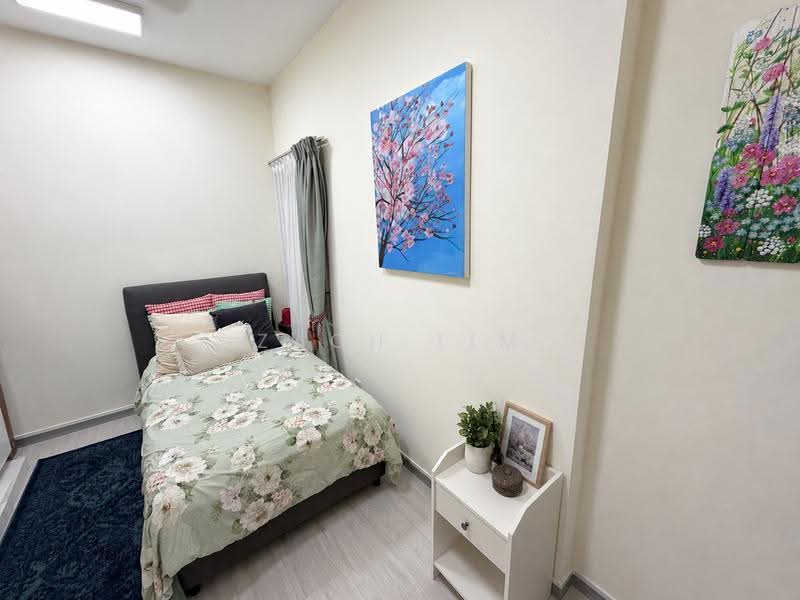 Azalea Park Condo, 6 Flora Road, Changi Airport / Changi Village, 4 Bedrooms, 1,507 sqft, Condominium For Sale, by Zach Lim, 500267454 - Study Converted to Bedroom - PropertyGuru.com.sg