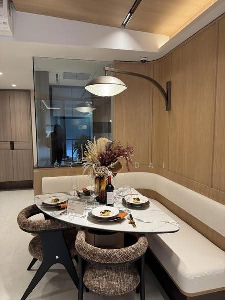 Lucerne Grand, Lakeside Drive, Boon Lay / Jurong / Tuas, 2 Bedrooms, 624 sqft, Condominium For Sale, by Grace Dai, 500267471 - Dining Room - PropertyGuru.com.sg