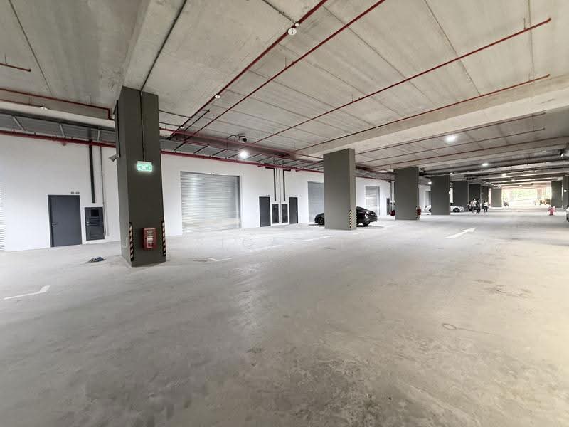 Ramp Up / Tampines, Pasir Ris / Tampines, 1,927 sqft, Factory / Workshop (B2) For Rent, by Jessica Liang, 500267473 - Car Park - CommercialGuru.com.sg