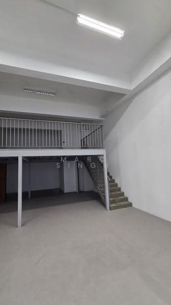 Ground Floor Near Marymount MRT, Marymount, Jalan Pemimpin, Upper Thomson, Ang Mo Kio / Bishan / Thomson, 2,587 sqft, Light Industrial (B1) For Rent, by Marc Singh, 500267475 - Interior - CommercialGuru.com.sg