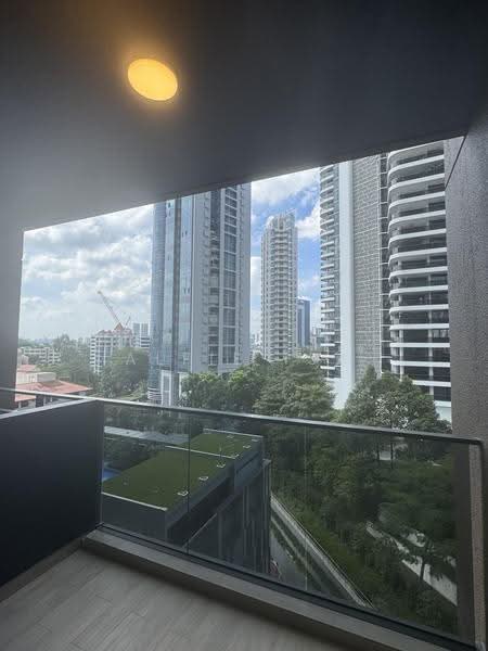 Pullman Residences, 18 Dunearn Road, Newton / Novena, 2 Bedrooms, 667 sqft, Condominium For Sale, by Alfie Isa, 500267476 - Balcony - PropertyGuru.com.sg