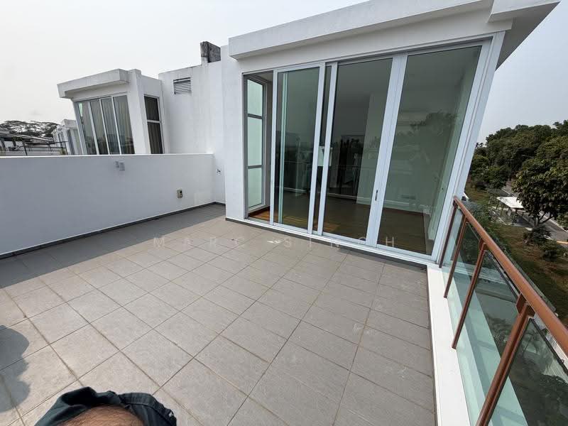 Newly Refurbished | 6 Rooms | Pool+Jacuzzi | Near Sembawang Beach, Sembawang, Woodlands, Yishun, Sembawang / Yishun, 6 Bedrooms, 7,335 sqft, Semi-Detached House For Rent, by Marc Singh, 500267481 - Balcony - PropertyGuru.com.sg