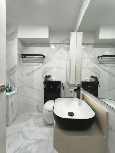 533 Hougang Avenue 6, 533 Hougang Avenue 6, Hougang / Punggol / Sengkang, 4 Bedrooms, 1,561 sqft, HDB Flat For Sale, by Ong Chwee Puan, 500267485 - Bathroom - PropertyGuru.com.sg