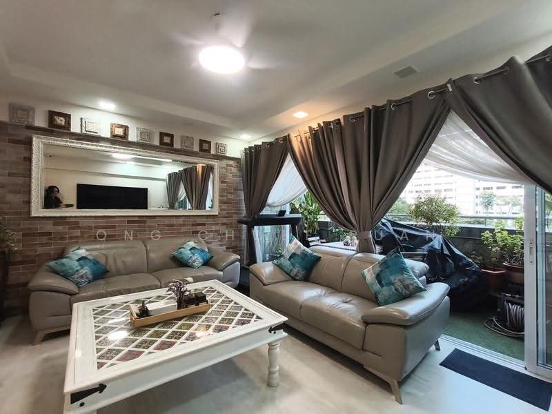 533 Hougang Avenue 6, 533 Hougang Avenue 6, Hougang / Punggol / Sengkang, 4 Bedrooms, 1,561 sqft, HDB Flat For Sale, by Ong Chwee Puan, 500267485 - Living Room - PropertyGuru.com.sg