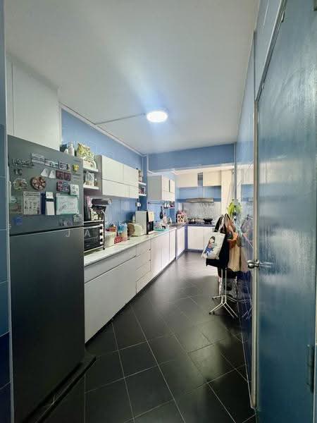 427 Choa Chu Kang Avenue 4, 427 Choa Chu Kang Avenue 4, Dairy Farm / Bukit Panjang / Choa Chu Kang, 3 Bedrooms, 1,119 sqft, HDB Flat For Sale, by Janet Leow, 500267486 - Kitchen - PropertyGuru.com.sg