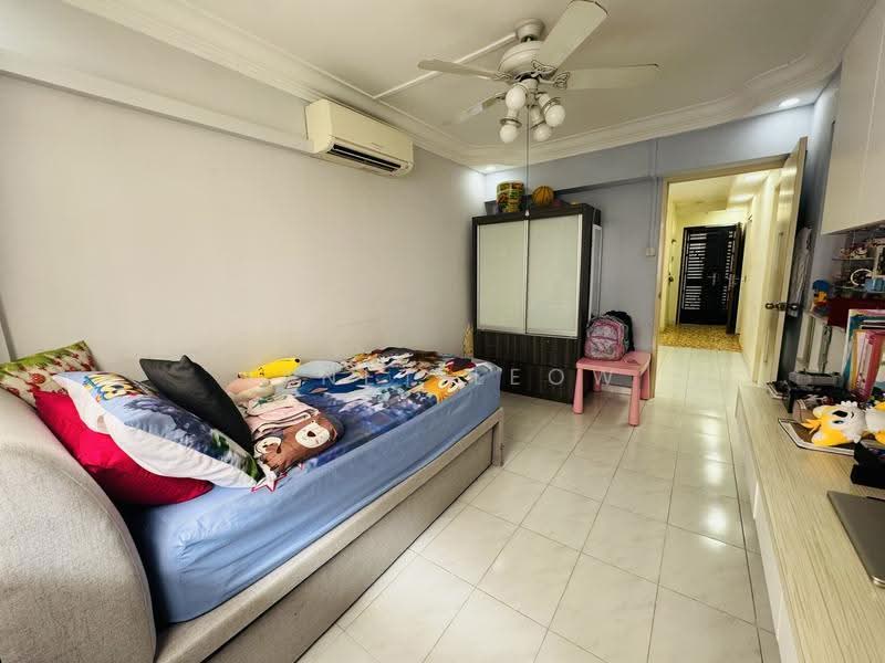 427 Choa Chu Kang Avenue 4, 427 Choa Chu Kang Avenue 4, Dairy Farm / Bukit Panjang / Choa Chu Kang, 3 Bedrooms, 1,119 sqft, HDB Flat For Sale, by Janet Leow, 500267486 - Bedroom - PropertyGuru.com.sg