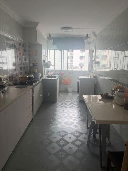 438 Tampines Street 43, 438 Tampines Street 43, Pasir Ris / Tampines, 4 Bedrooms, 1,130 sqft, HDB Flat For Sale, by Sui Calie, 500267487 - Kitchen - PropertyGuru.com.sg