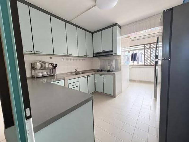 124 Pasir Ris Street 11, 124 Pasir Ris Street 11, Pasir Ris / Tampines, 3 Bedrooms, 1,216 sqft, HDB Flat For Sale, by Nicholas Toh, 500267490 - Kitchen - PropertyGuru.com.sg