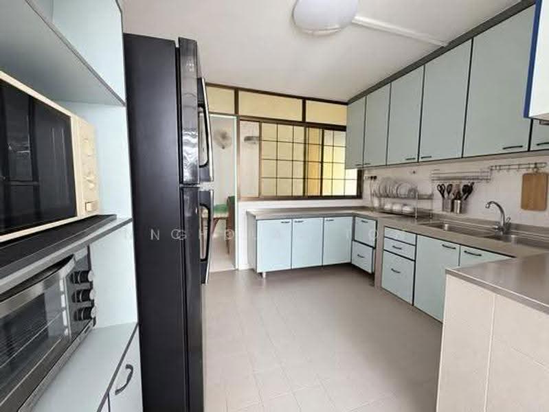 124 Pasir Ris Street 11, 124 Pasir Ris Street 11, Pasir Ris / Tampines, 3 Bedrooms, 1,216 sqft, HDB Flat For Sale, by Nicholas Toh, 500267490 - Kitchen - PropertyGuru.com.sg