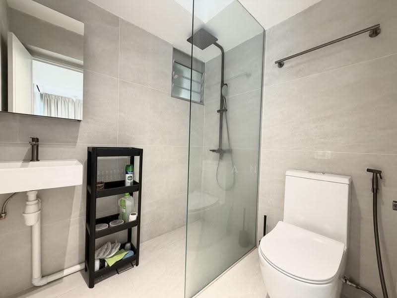 222B Bedok North Drive, 222B Bedok North Drive, Bedok / Upper East Coast, 3 Bedrooms, 990 sqft, HDB Flat For Rent, by Jean Tan, 500267500 - Bathroom - PropertyGuru.com.sg