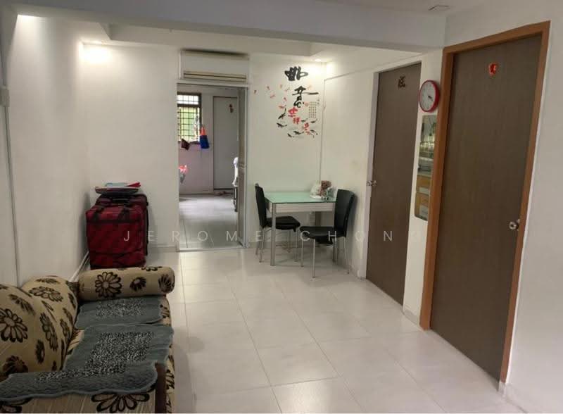211 Boon Lay Place, 211 Boon Lay Place, Boon Lay / Jurong / Tuas, Room Rental, 70 sqft, HDB Flat For Rent, by Jerome Chong, 500267502 - Living Room - PropertyGuru.com.sg