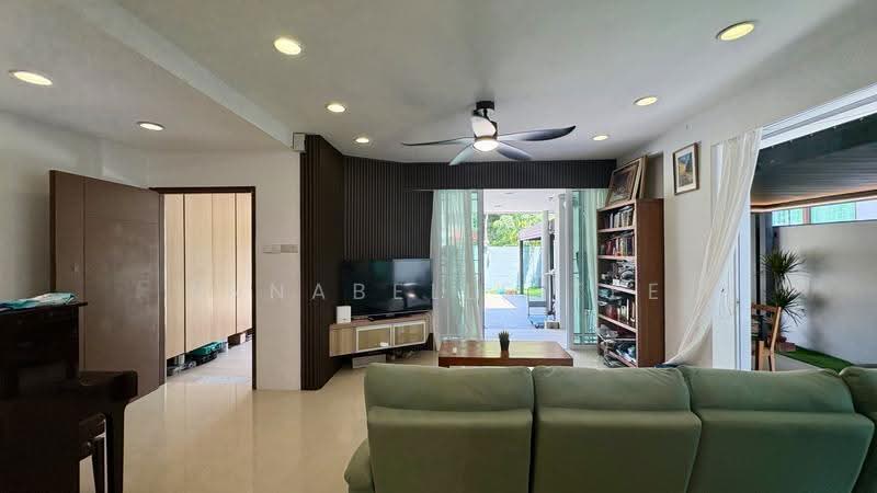 Proximity to Taonan! Prime Katong RCR Corner Terrace!, East Coast / Marine Parade, 5 Bedrooms, 4,200 sqft, Corner Terrace For Sale, by Annabelle Tee, 500267505 - Living Room - PropertyGuru.com.sg