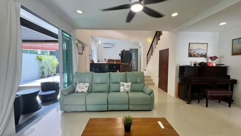 Proximity to Taonan! Prime Katong RCR Corner Terrace!, East Coast / Marine Parade, 5 Bedrooms, 4,200 sqft, Corner Terrace For Sale, by Annabelle Tee, 500267505 - Living Room - PropertyGuru.com.sg
