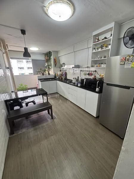129 Bedok North Street 2, 129 Bedok North Street 2, Bedok / Upper East Coast, 2 Bedrooms, 721 sqft, HDB Flat For Rent, by Mohamed Ramlan Nordin, 500267523 - Kitchen - PropertyGuru.com.sg