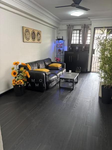 129 Bedok North Street 2, 129 Bedok North Street 2, Bedok / Upper East Coast, 2 Bedrooms, 721 sqft, HDB Flat For Rent, by Mohamed Ramlan Nordin, 500267523 - Living Room - PropertyGuru.com.sg