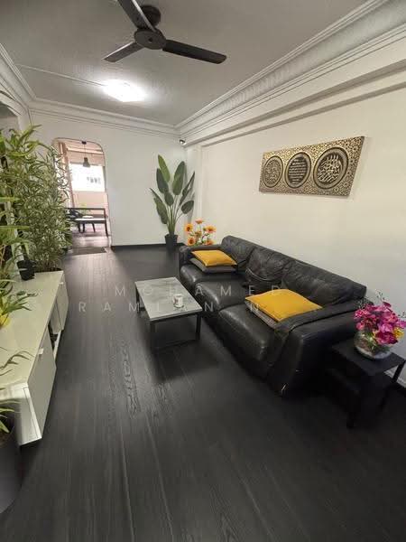 129 Bedok North Street 2, 129 Bedok North Street 2, Bedok / Upper East Coast, 2 Bedrooms, 721 sqft, HDB Flat For Rent, by Mohamed Ramlan Nordin, 500267523 - Living Room - PropertyGuru.com.sg