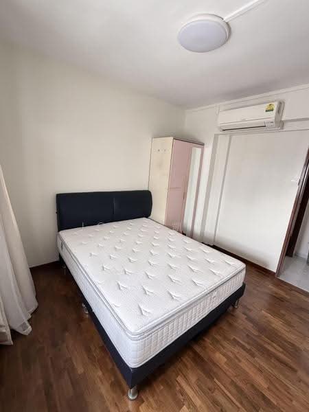 288A Jurong East Street 21, 288A Jurong East Street 21, Boon Lay / Jurong / Tuas, Room Rental, 100 sqft, HDB Flat For Rent, by Jo (陳凯雯), 500267528 - Bedroom - PropertyGuru.com.sg