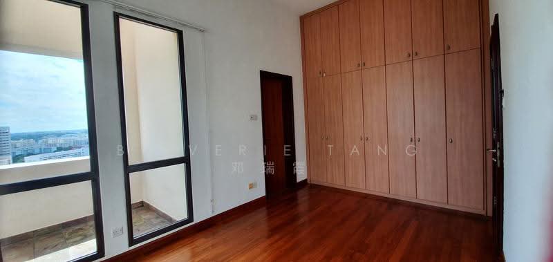 Twin Heights, 350 Balestier Road, Balestier / Toa Payoh, 5 Bedrooms, 4,990 sqft, Apartment For Rent, by Belverie Tang 邓瑞霞, 500267546 - Balcony - PropertyGuru.com.sg