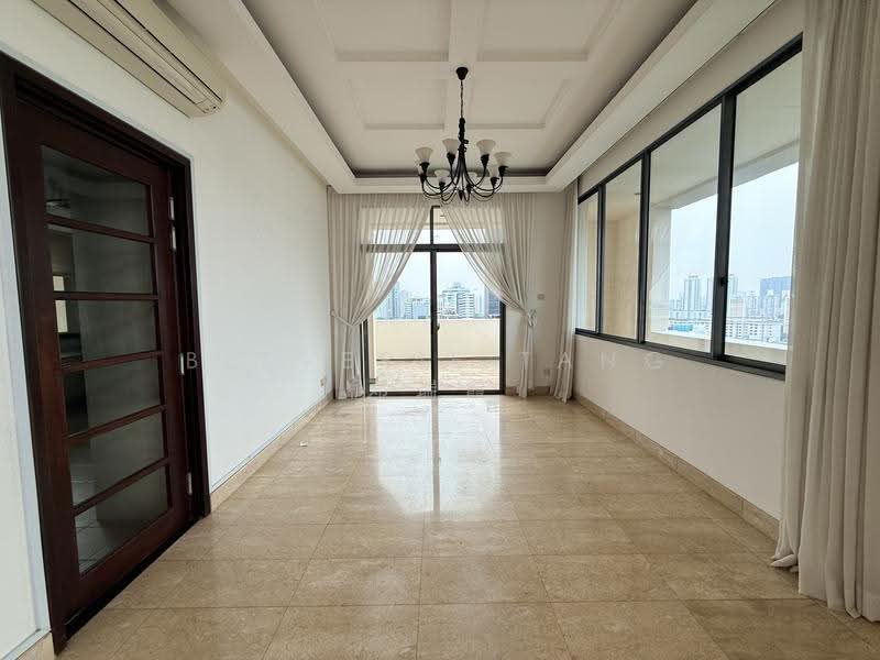 Twin Heights, 350 Balestier Road, Balestier / Toa Payoh, 5 Bedrooms, 4,990 sqft, Apartment For Rent, by Belverie Tang 邓瑞霞, 500267546 - Balcony - PropertyGuru.com.sg