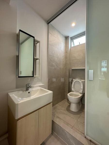 River Valley Road, Orchard / River Valley, 5 Bedrooms, 1,200 sqft, Walk-up Apartment For Sale, by Jo (陳凯雯), 500267547 - PropertyGuru.com.sg