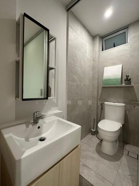 River Valley Road, Orchard / River Valley, 5 Bedrooms, 1,200 sqft, Walk-up Apartment For Sale, by Jo (陳凯雯), 500267547 - PropertyGuru.com.sg