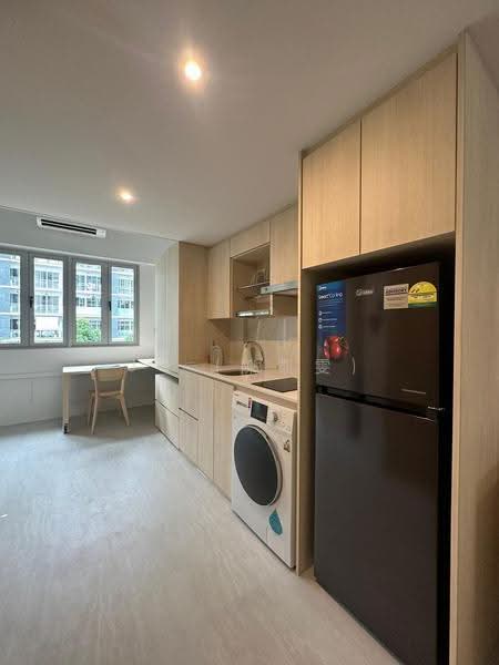 River Valley Road, Orchard / River Valley, 5 Bedrooms, 1,200 sqft, Walk-up Apartment For Sale, by Jo (陳凯雯), 500267547 - PropertyGuru.com.sg