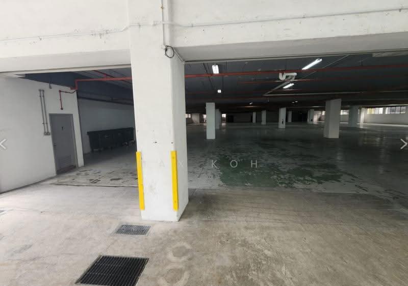 Joo Koon Circle Ground floor B2, Joo Koon Circle, Boon Lay / Jurong / Tuas, 27,635 sqft, Factory / Workshop (B2) For Rent, by Max Koh, 500267556 - Car Park - CommercialGuru.com.sg