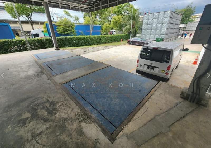 Joo Koon Circle Ground floor B2, Joo Koon Circle, Boon Lay / Jurong / Tuas, 27,635 sqft, Factory / Workshop (B2) For Rent, by Max Koh, 500267556 - Exterior - CommercialGuru.com.sg