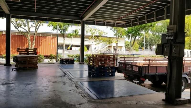 Joo Koon Circle Ground floor B2, Joo Koon Circle, Boon Lay / Jurong / Tuas, 27,635 sqft, Factory / Workshop (B2) For Rent, by Max Koh, 500267556 - Exterior - CommercialGuru.com.sg