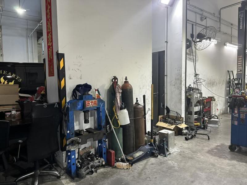 REVV, 1 Corporation Drive, Boon Lay / Jurong / Tuas, 1,755 sqft, Factory / Workshop (B2) For Sale, by Sanjay N Pillai, 500267558 - Interior - CommercialGuru.com.sg